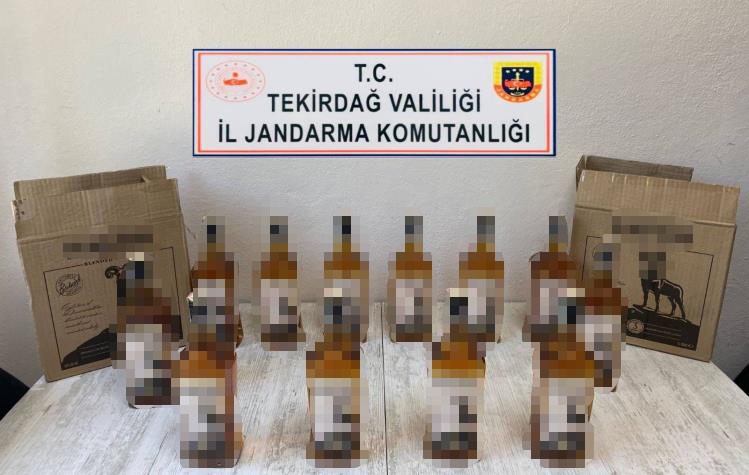 YURT DIŞINDAN TEKİRDAĞ’A 12 LİTRE İÇKİ GETİREN ŞAHIS ÇERKERKÖY İLÇESİNDE