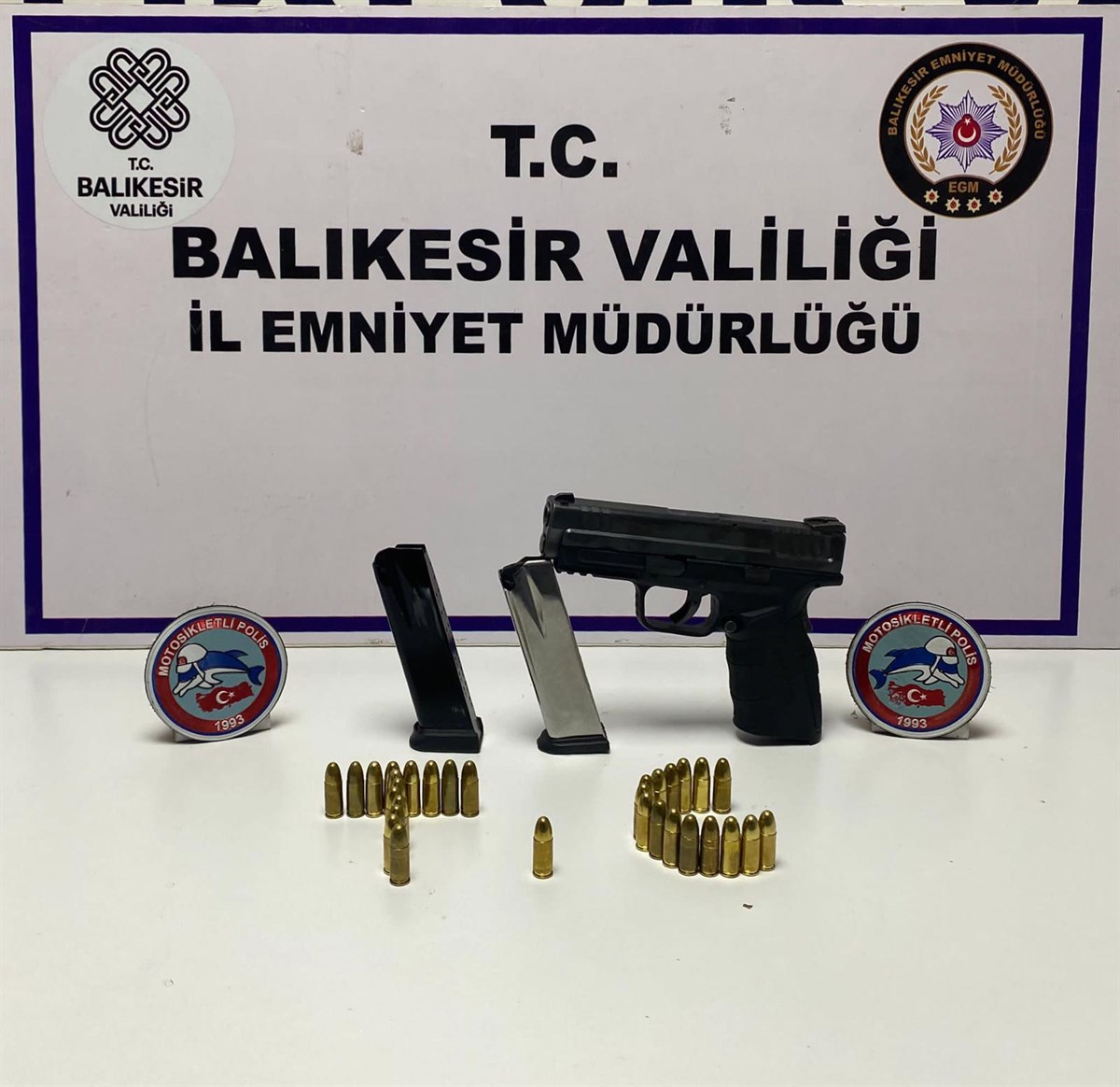 Balıkesir’in ilçelerinde yapılan operasyonda 21 kişi yakalandı. Balıkesir İl Emniyet