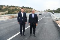 Balıkesir-Dursunbey yolunun önemli bir aşaması olan Naipler Viyadüğü tamamlandı ve