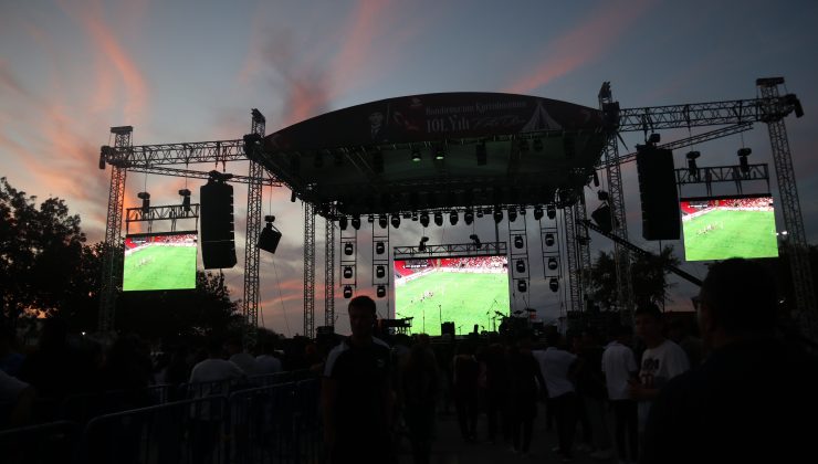 Bandırmaspor maçı 101’inci yılda dev ekranda