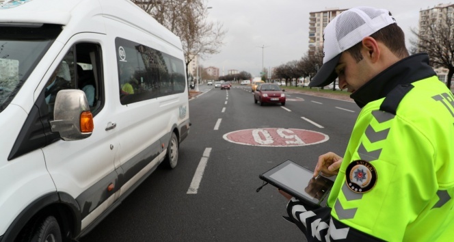 Balıkesir’de 24 bin 760 araç ve sürücüye yapılan denetlemeler sonucunda,