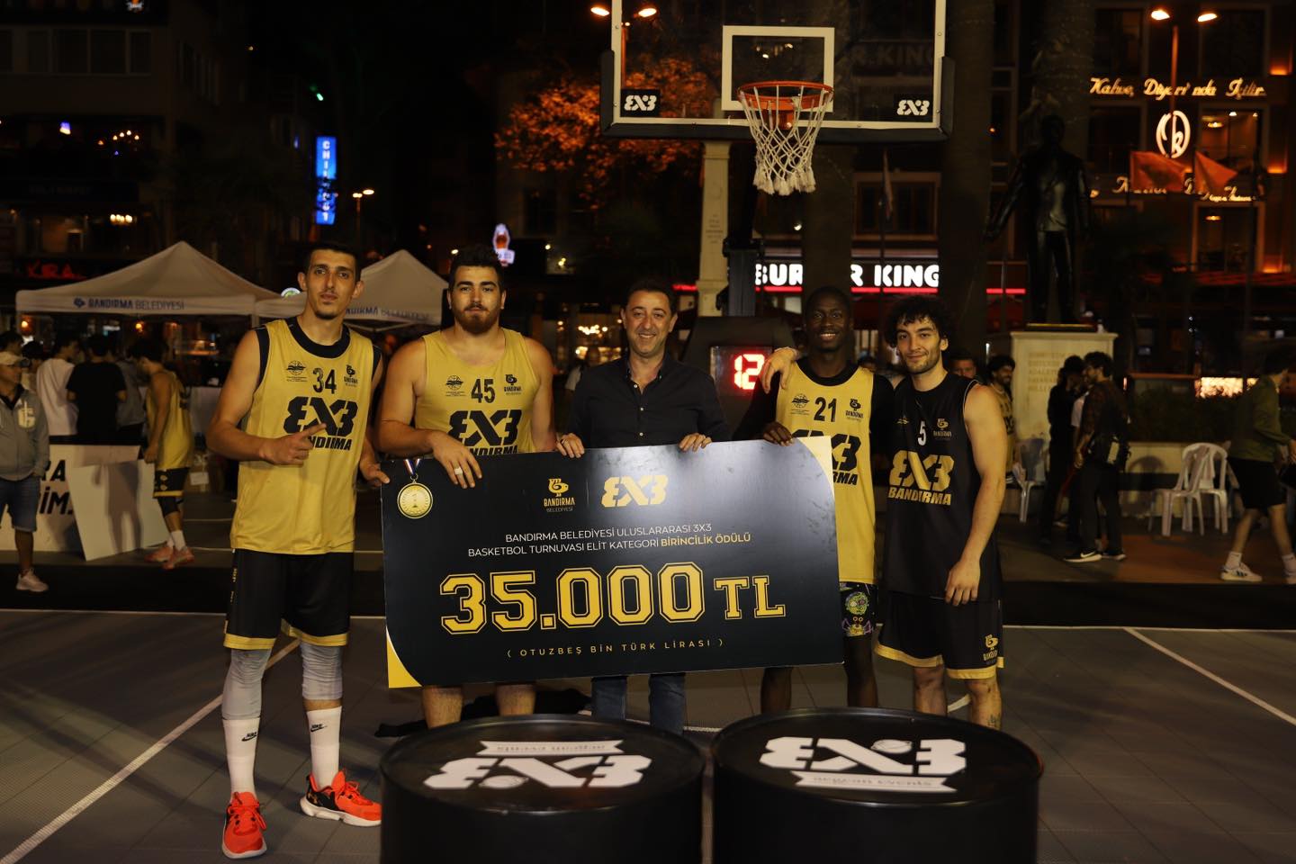 Bandırma Belediyesi’nin organize ettiği FIBA (Uluslararası Basketbol Federasyonu) onaylı Bandırma
