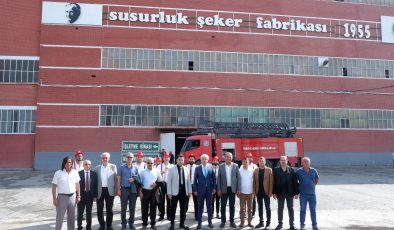 Susurluk Şeker Fabrikası’nda yeni dönem, ilk pancar kesildi