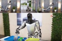 TESLA’NIN GELİŞTİRDİĞİ İNSANSI ROBOT OPTİMUS'UN SON VERSİYONU TANITILDI.