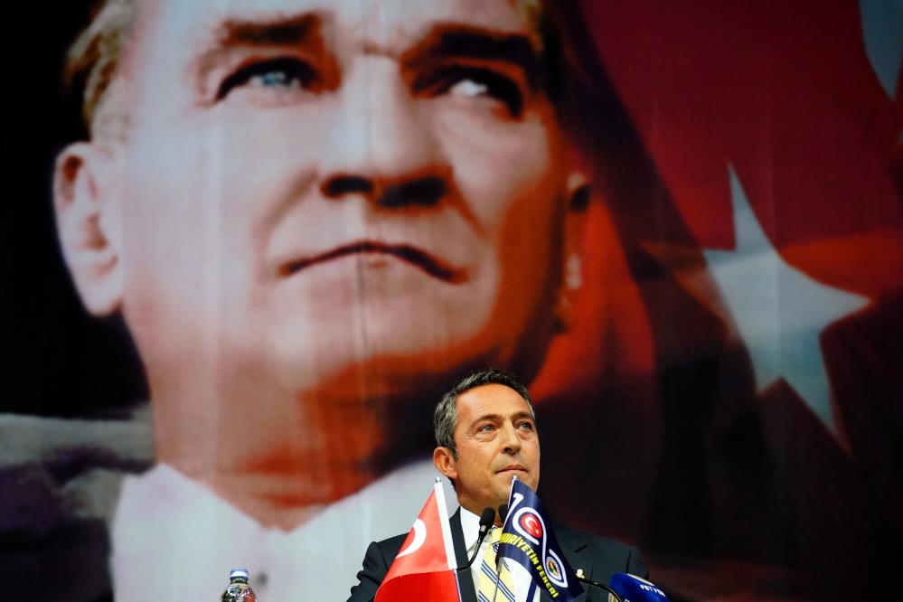 Fenerbahçe Olağanüstü Tüzük Tadili Genel Kurulu’nda stadyum isim değişikliği için