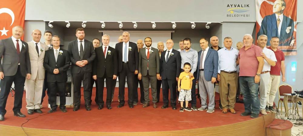 Ayvalık Müftülüğü’nden anlamlı konferans Balıkesir’in Ayvalık ilçesinde Mevlid-i Nebi Haftası dolayısıyla İlçe Müftülüğü tarafından