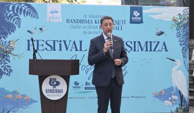 Festival açılışı kuş sesleri ve müzik eşliğinde yapıldı