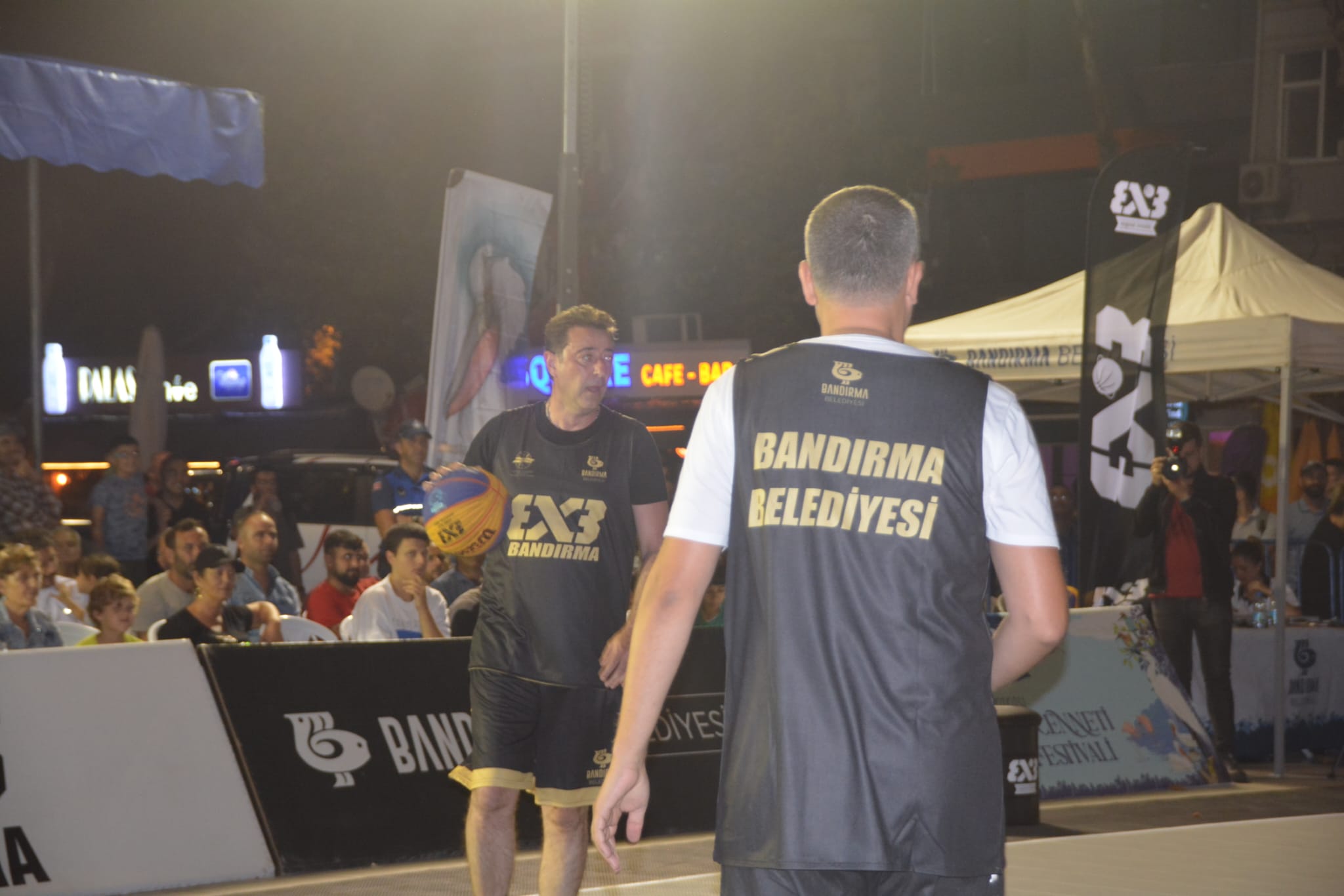 2’nci Bandırma 3X3 Uluslararası Basketbol Turnuvası’nda Bandırma Belediye Başkanı Av.