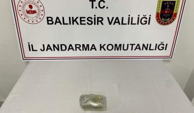 Apostol’da esrar operasyonu