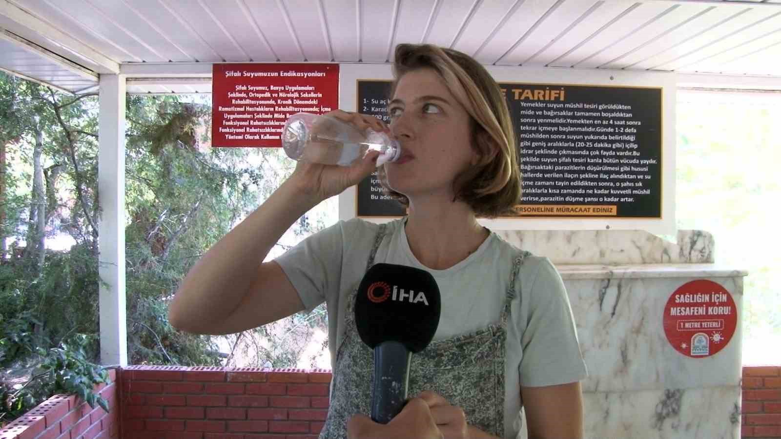 VATANDAŞLAR, ROMA DÖNEMİNDEN GÜNÜMÜZE ULAŞAN İÇMECEDE 3 GÜNLÜK KÜRLERLE HASTALIKLARINA