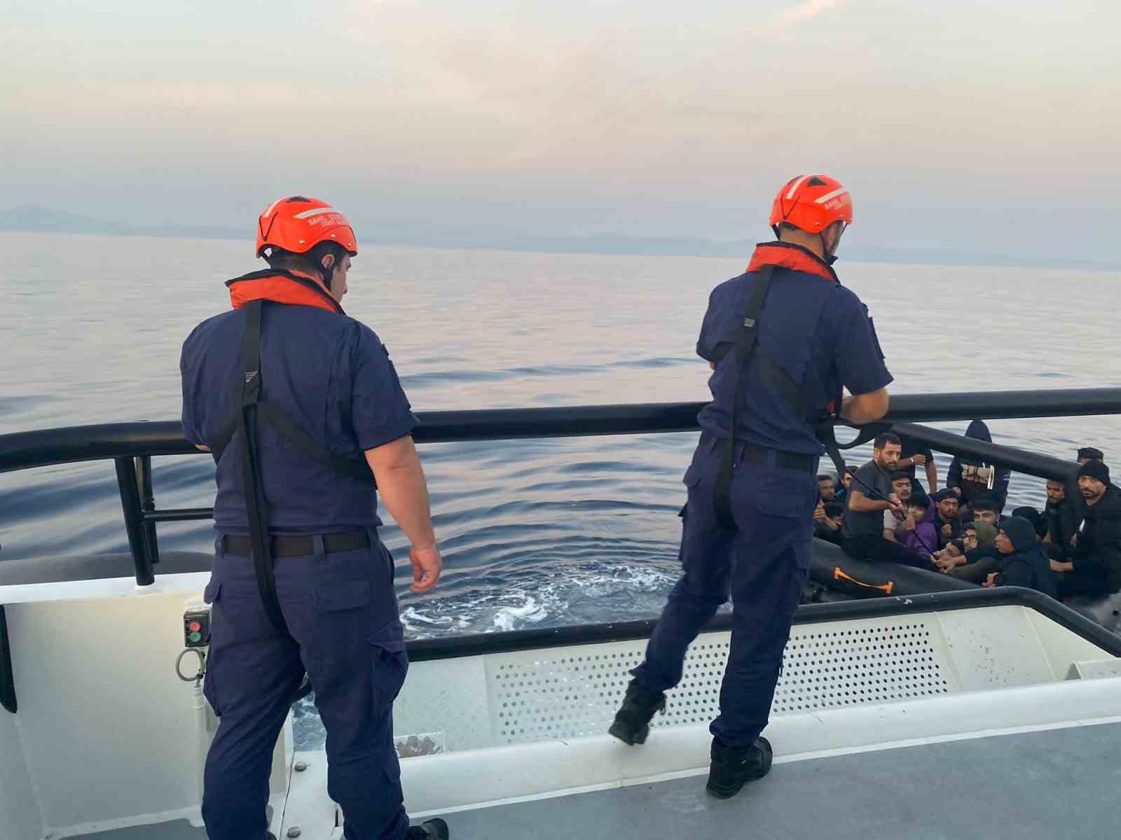 BALIKESİR’İN AYVALIK İLÇESİ AÇIKLARINDA YUNANİSTAN UNSURLARI TARAFINDAN GERİ İTİLEN 23