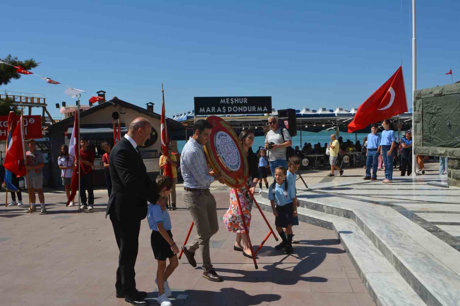 AYVALIK’TA 2024 EĞİTİM VE ÖĞRETİM YILI COŞKUSU