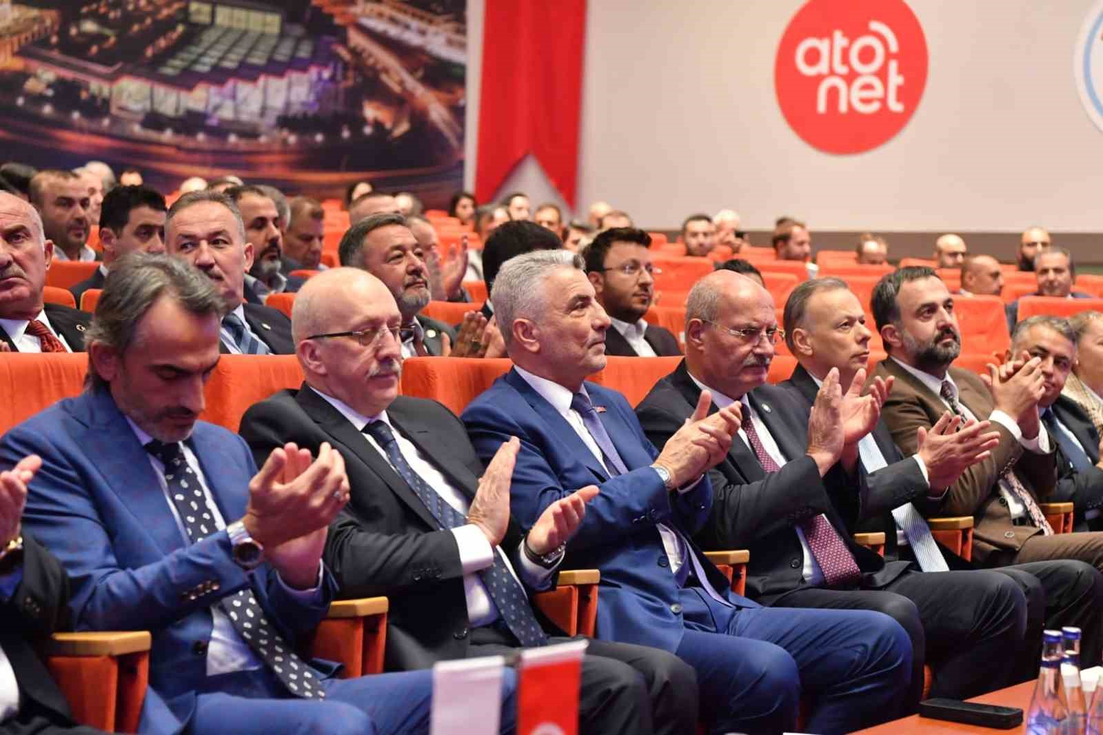 Bakan Bolat: “İkinci el araç fiyatlarında yüzde 10-15 oranında düşüşler var” TİCARET BAKANI ÖMER BOLAT, İKİNCİ EL ARAÇ PİYASASINA İLİŞKİN, “SAHTE