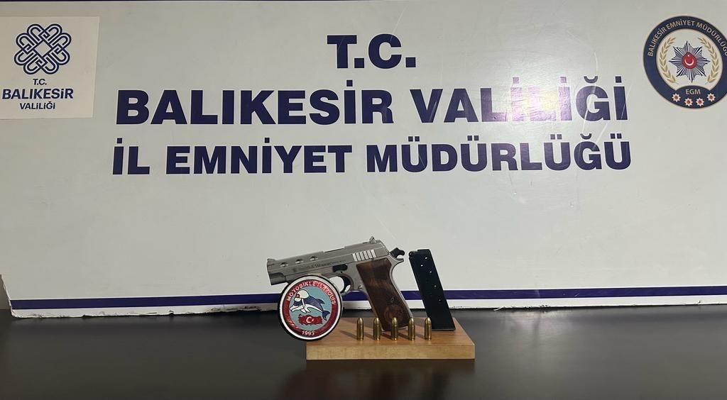 BALIKESİR'DE 99 ARANAN ŞAHISTAN, 49'U TUTUKLANDI