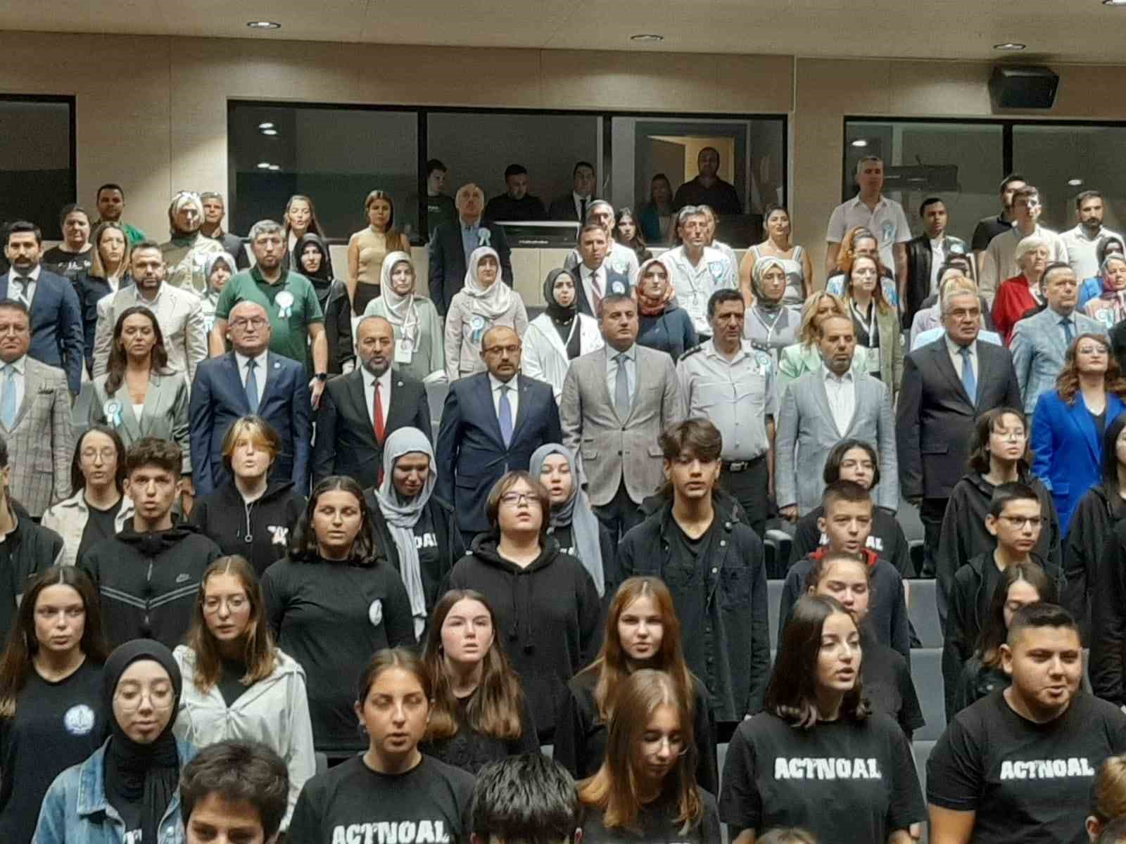 BALIKESİR AİLE VE SOSYAL POLİTİKALAR İL MÜDÜRLÜĞÜNCE DÜZENLENEN AİLE ÇALIŞTAYINDA