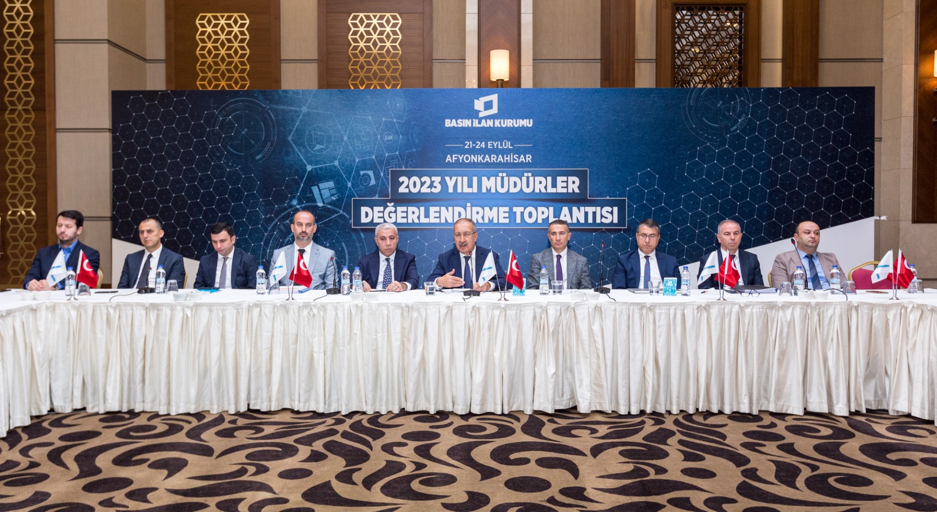 Erkılınç: İnternet medyasını zapt etmeyi değil saygınlığını artırmayı hedefliyoruz Basın İlan Kurumu Genel Müdürü Cavit Erkılınç, internet haber sitelerinin