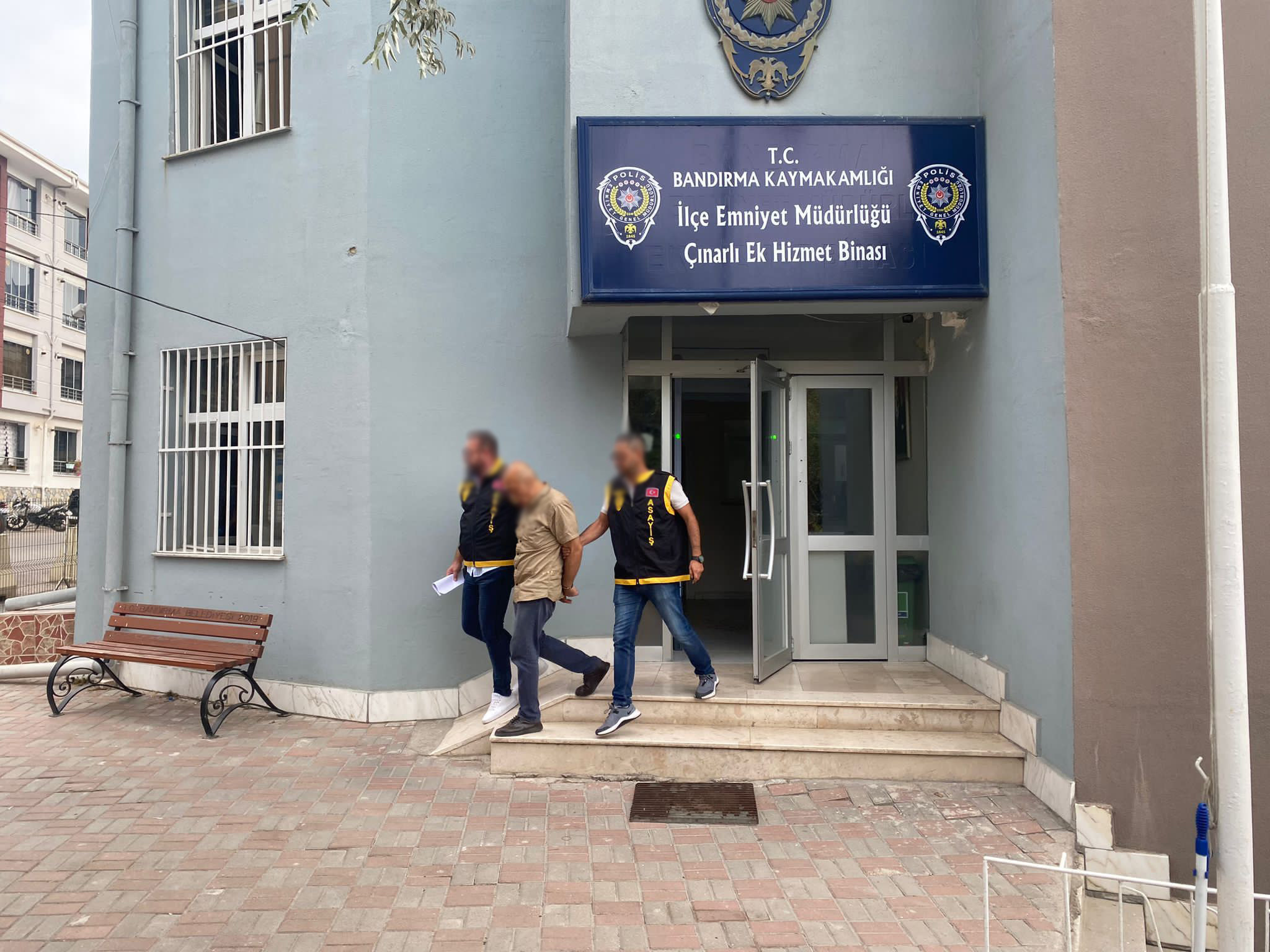 Bandırma’da 8 kişiyi e-devlet şifrelerini alan ve üzerlerine şirket açan