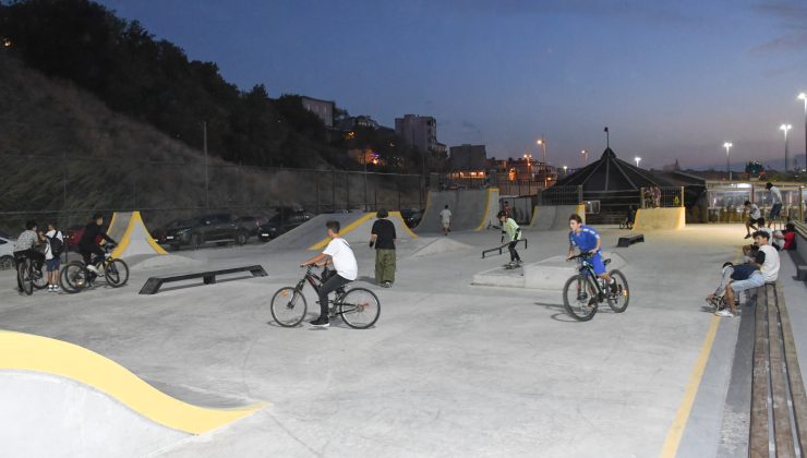 Büyükşehir’den, Bandırma’ya deniz manzaralı Skate Park