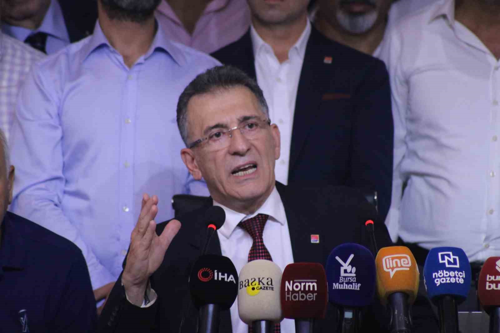 GÜRHAN AKDOĞAN DAHA ÖNCE BAŞKANLIK GÖREVİNİ YÜRÜTTÜĞÜ CUMHURİYET HALK PARTİSİ(CHP)