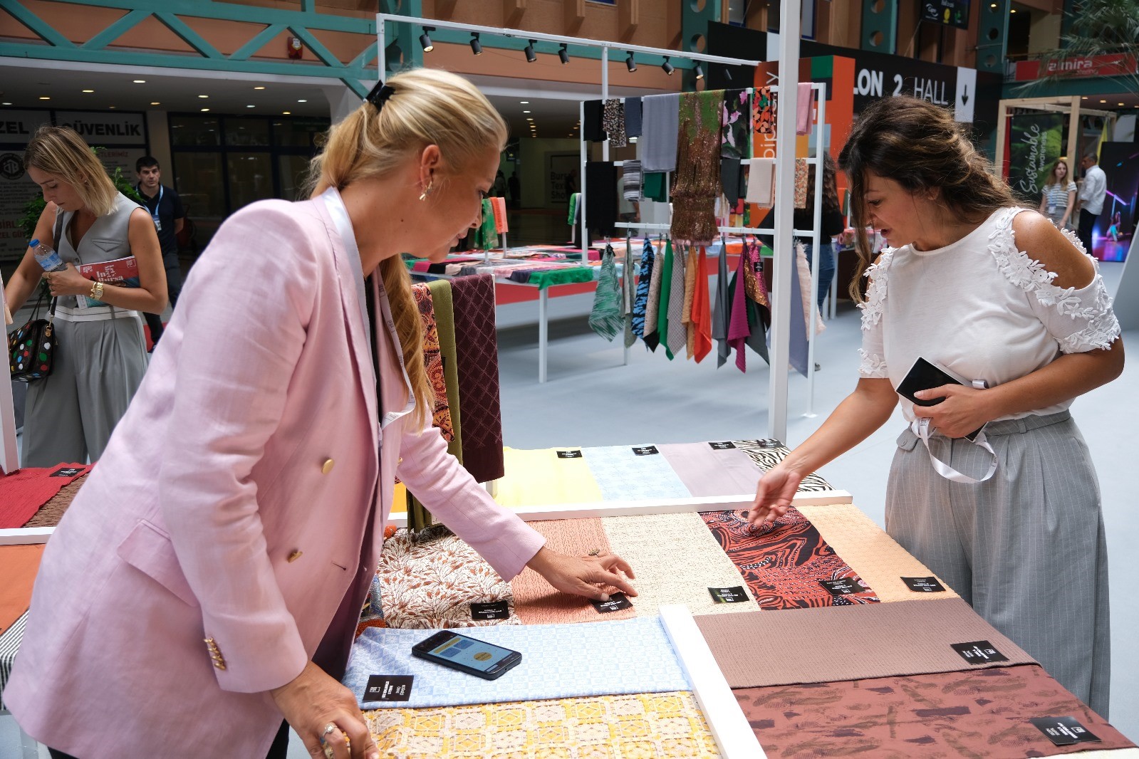 EN ÖNEMLİ TEKSTİL FUARLARINDAN BURSA TEXTİLE SHOW’DA 58 DOSABSİAD ÜYESİ