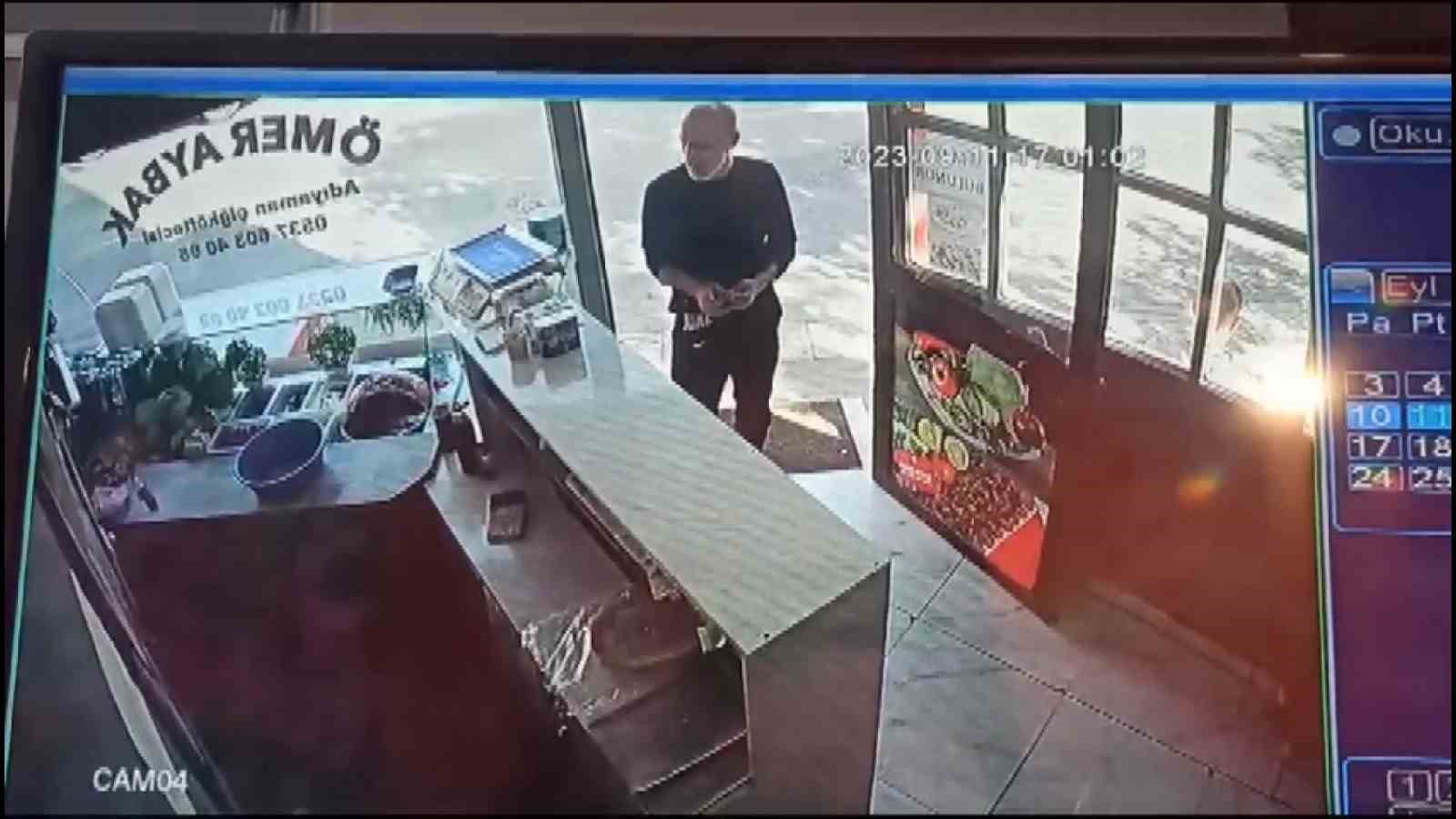 BURSA’DA HIRSIZLIK İÇİN GİRDİĞİ DÜKKANDAN CÜZDAN ÇALIP KAYIPLARA KARIŞTI, O