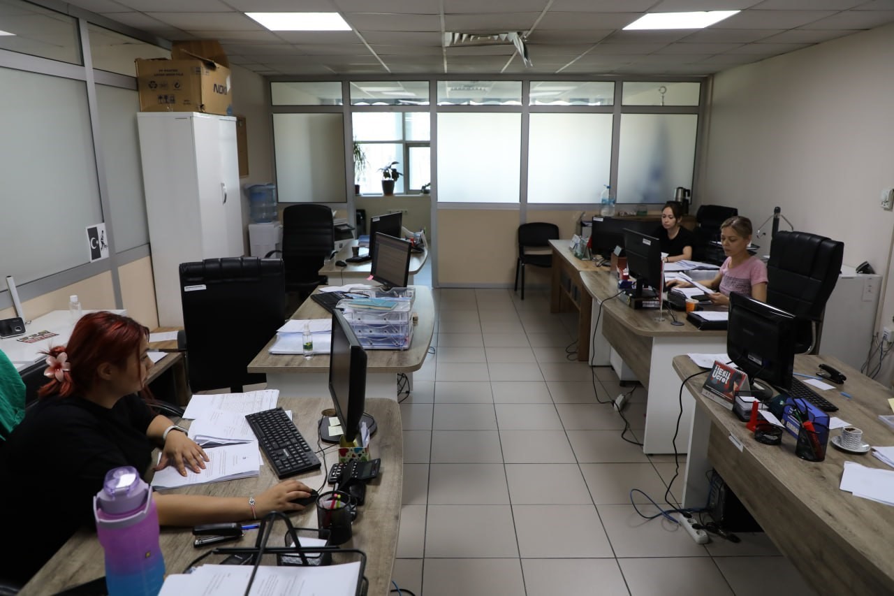 BALIKESİR’İN EDREMİT BELEDİYESİ İLÇE GENELİNDE İLKOKULDAN BAŞLAYARAK LİSEYE KADAR İHTİYAÇ
