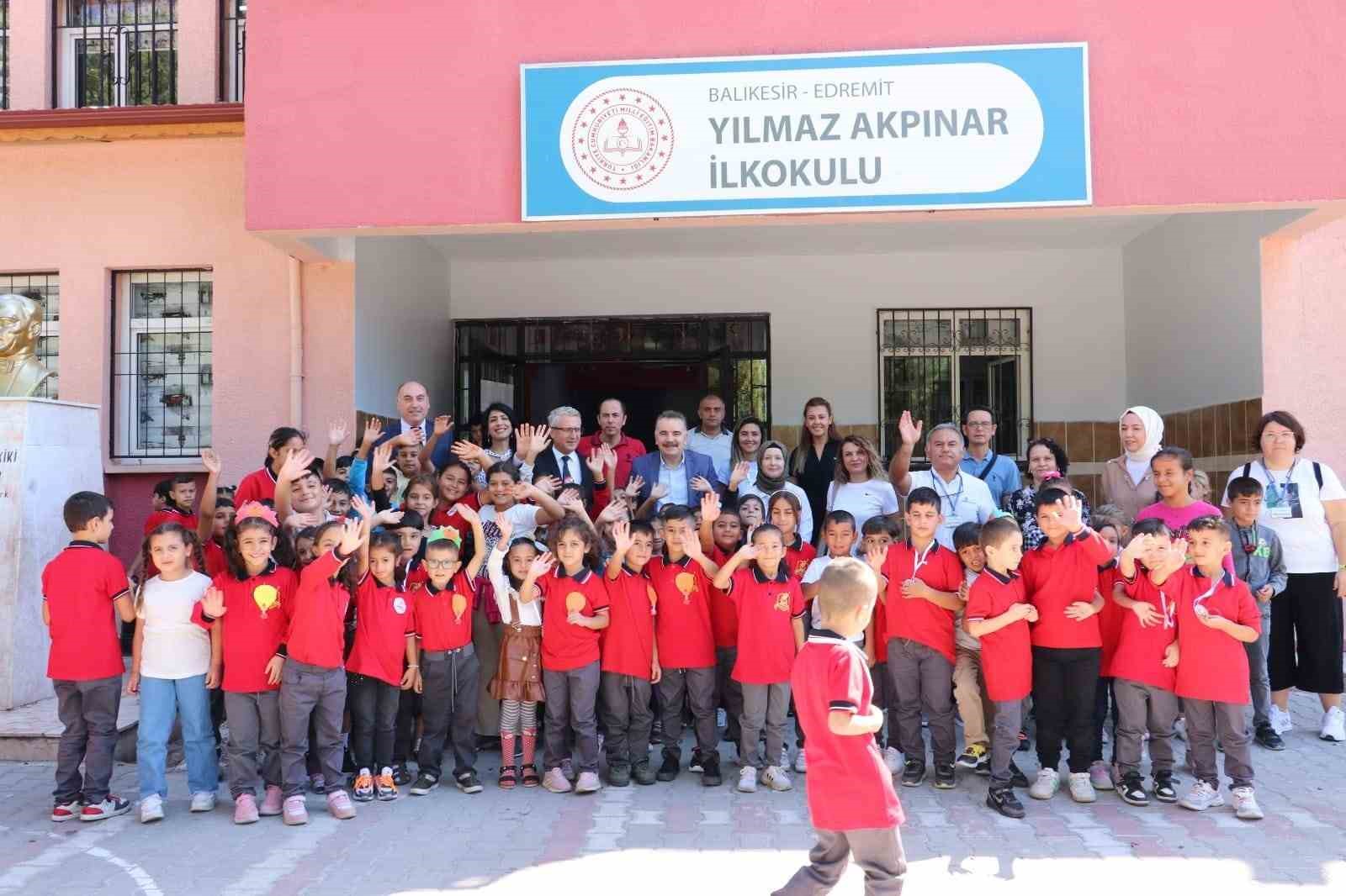 BALIKESİR’İN EDREMİT İLÇESİNDE 2023-2024 EĞİTİM VE ÖĞRETİM YILI’NIN İLK ZİLİ