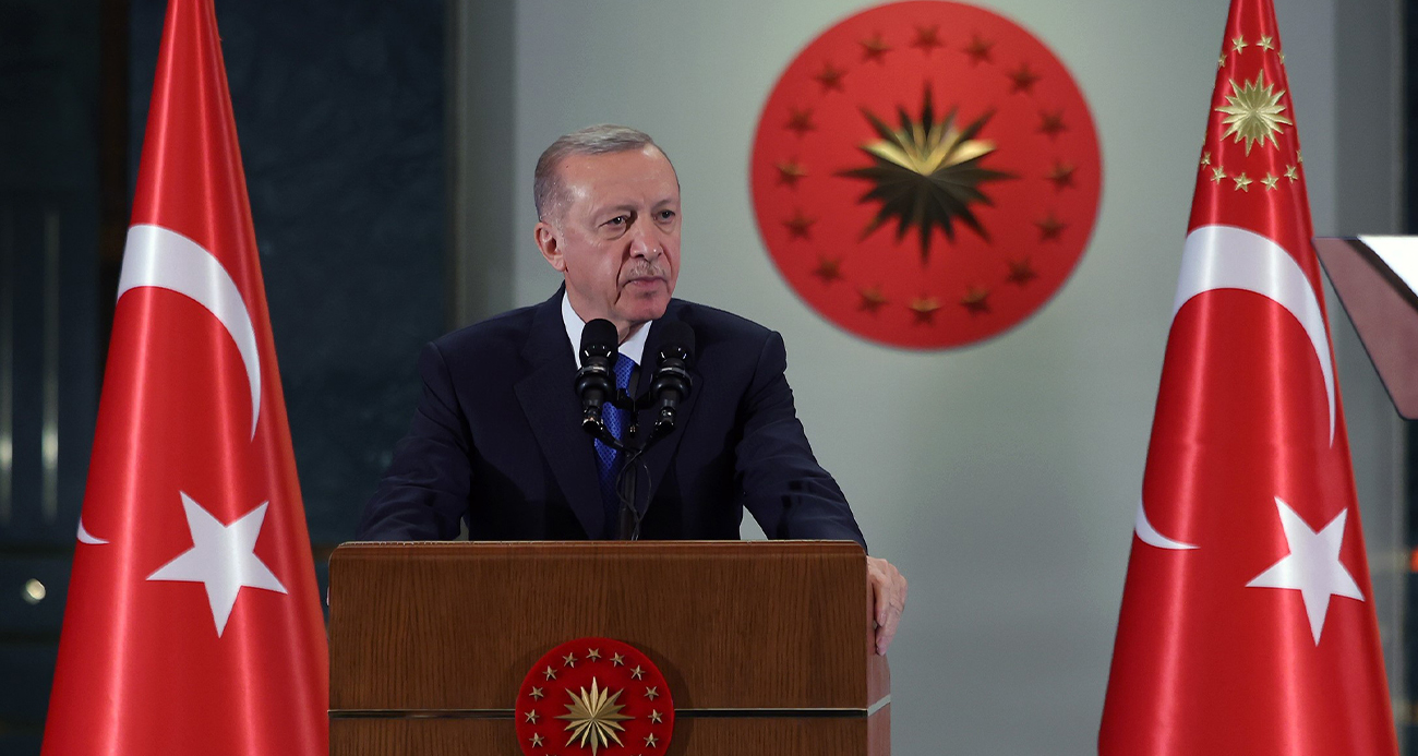 Cumhurbaşkanı Recep Tayyip Erdoğan, “Yeni evlenen çiftlere, Aile ve Gençlik