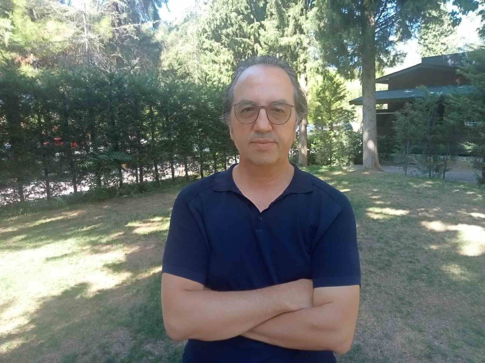 SAĞLIK BAKANLIĞI BİLİM KURULU ÜYESİ PROF. DR. ALPER ŞENER, ERİS
