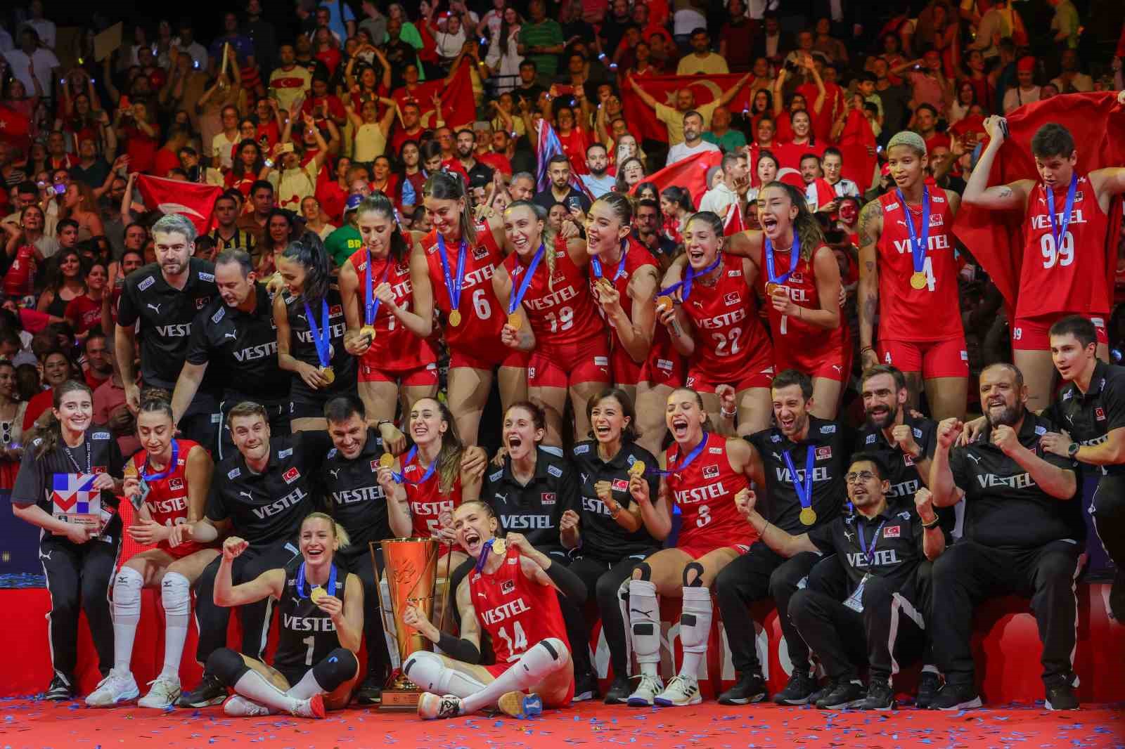 2023 CEV AVRUPA VOLEYBOL ŞAMPİYONASI FİNALİ’NDE A MİLLİ KADIN VOLEYBOL