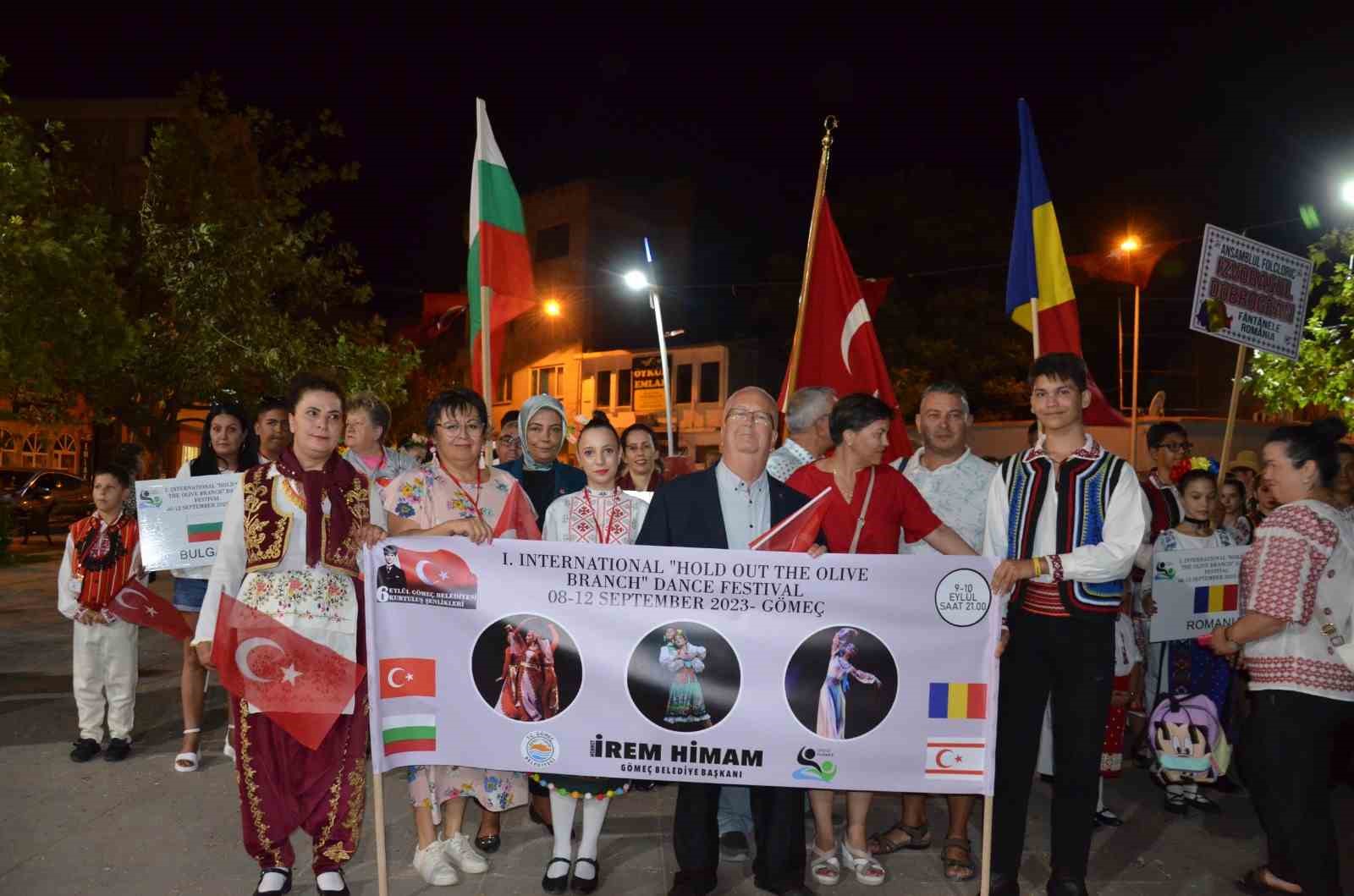 GÖMEÇ’TE ULUSLARARASI HALK OYUNLARI COŞKUSU