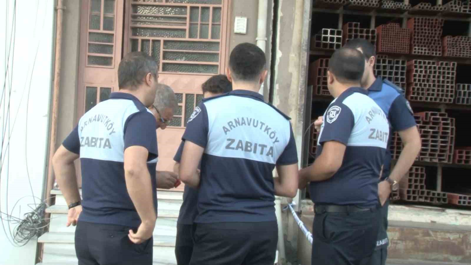 ARNAVUTKÖY’DE İNŞAAT ÇALIŞMASI ESASINDA ALINAN HAFRİYAT, YANDA BULUNAN BAŞKA BİR