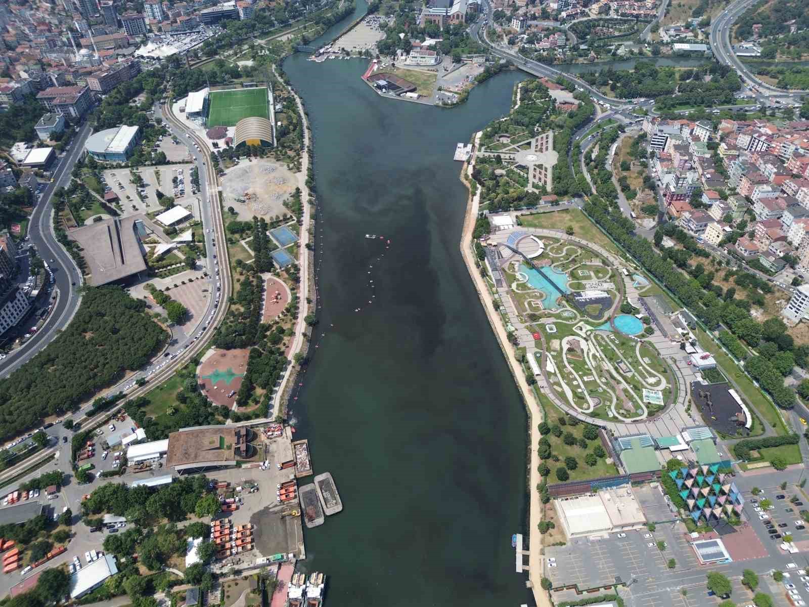 İSTANBUL’UN KANAYAN YARASI HALİNE GELEN HALİÇ’İN TEMİZLİĞİ KONUSU İSTANBUL BÜYÜKŞEHİR