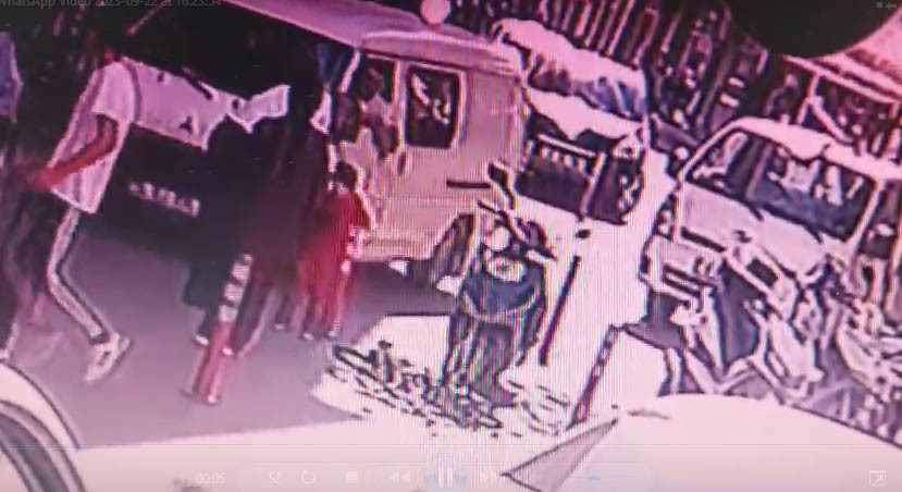 Heimlich manevrası ile 5 yaşındaki çocuk boğulmaktan böyle kurtarıldı ORHANGAZİ’DE MEYDANA GELEN OLAYDA HORHOR CADDESİ ÜZERİNDE BİR ÇOCUĞUN BOĞULMAK