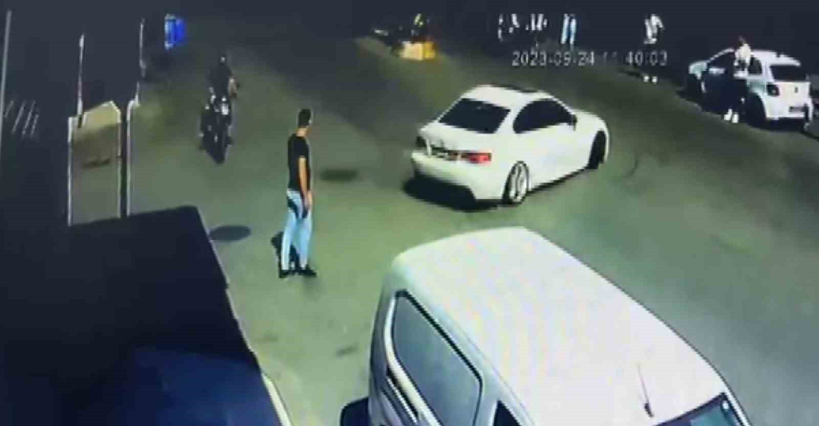 İki dakikalık drift şovu 20 bin liraya mal oldu AYDIN (İHA) - AYDIN’IN EFELER İLÇESİNDE ARACIYLA DRİFT ATAN VE