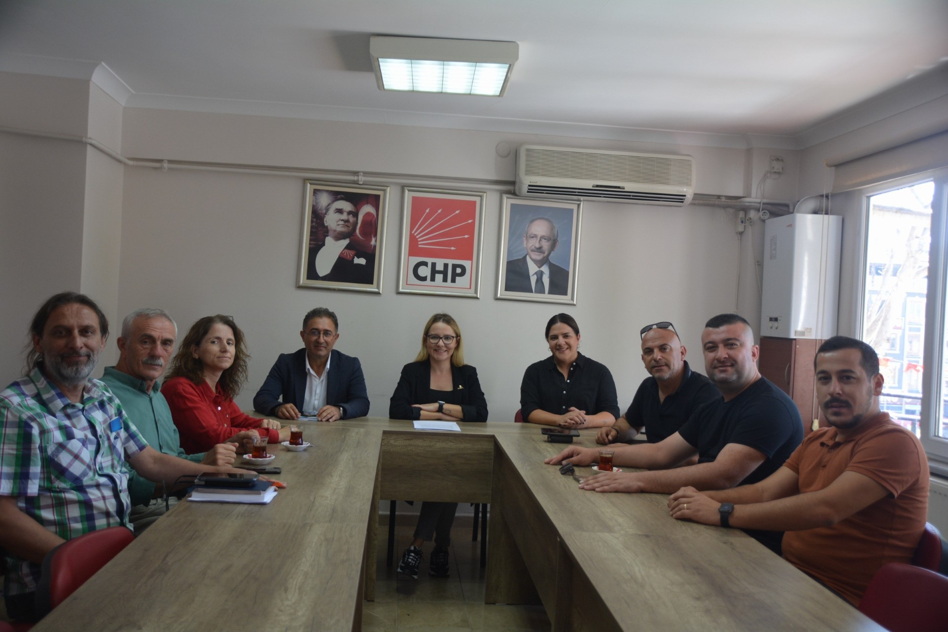 Kriz eğitimi de vurdu CHP Bandırma İlçe Eğitim Sekreteri Psikolog Melda Dönmez, eğitimde yaşanan