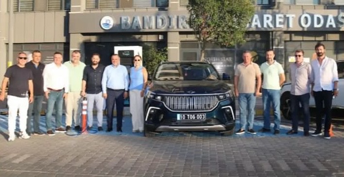 Bandırma Ticaret Odası Başkanı Adem Yılmaz, Türkiye’nin ilk yerli elektrikli