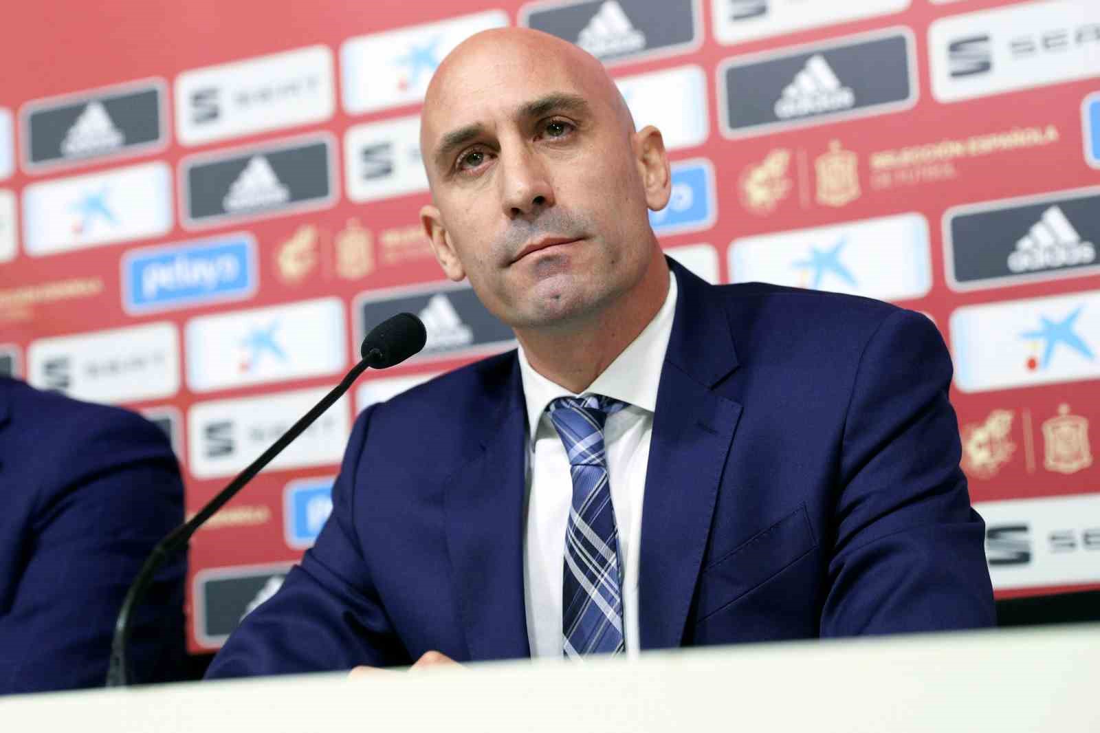 FIFA KADINLAR DÜNYA KUPASI FİNAL MAÇI SONRASINDA MİLLİ OYUNCU JENNİ