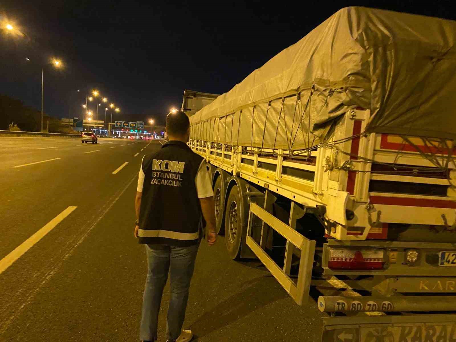 İSTANBUL'DA KAÇAK AKARYAKIT OPERASYONU: 243 TON KAÇAK AKARYAKIT ELE GEÇİRİLDİ