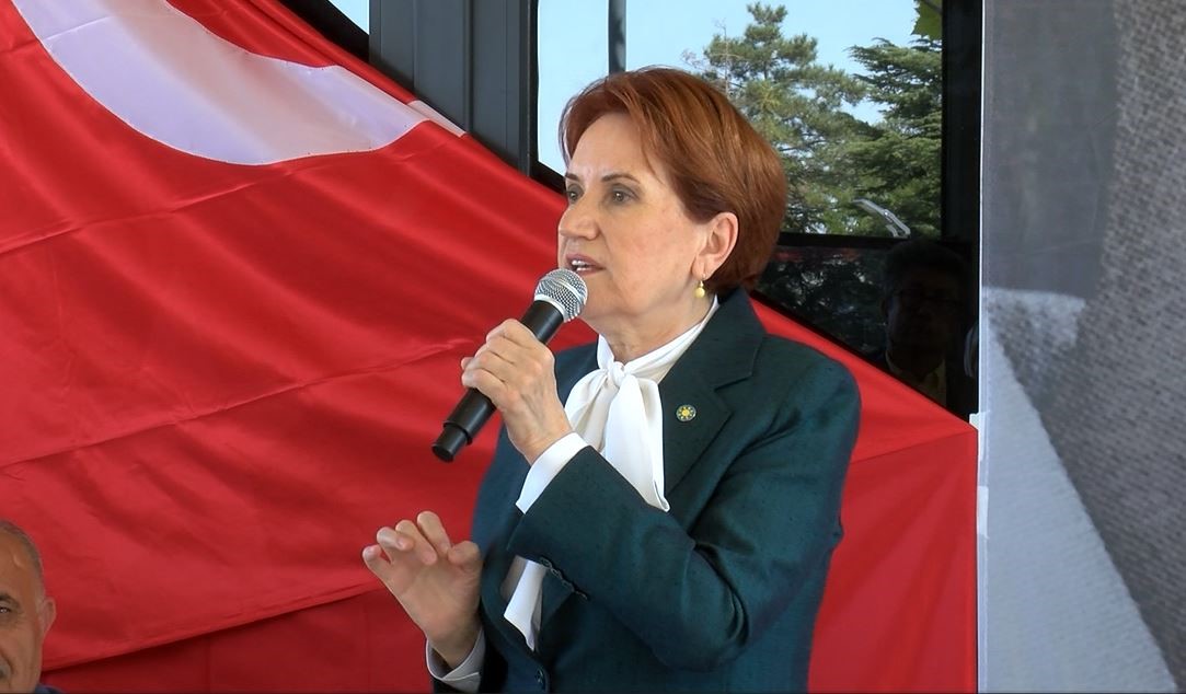 İYİ Parti Genel Başkanı Akşener, gazilerle bir araya geldi İYİ PARTİ GENEL BAŞKANI MERAL AKŞENER, ANKARA’DA GAZİLERLE KAHVALTIDA BİR