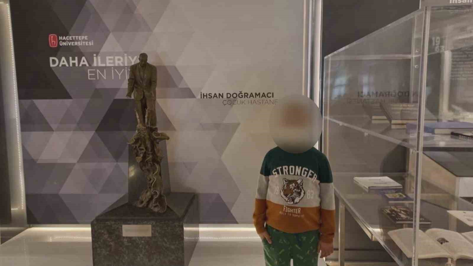 ANKARA'DA ÇİĞKÖFTE DÜKKANI İŞLETEN İZZET KAĞIT, LÖSEMİ HASTALIĞINI ATLATAN OĞLU