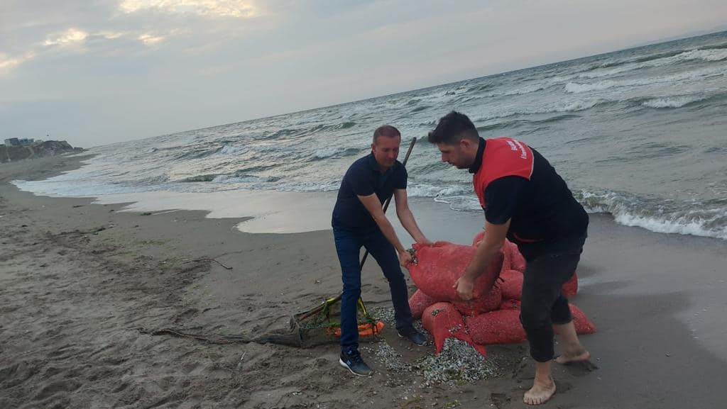 MUDANYA’DA YASAK ALANDA KUM ŞIRLANI DENETİMİ YAPILDI