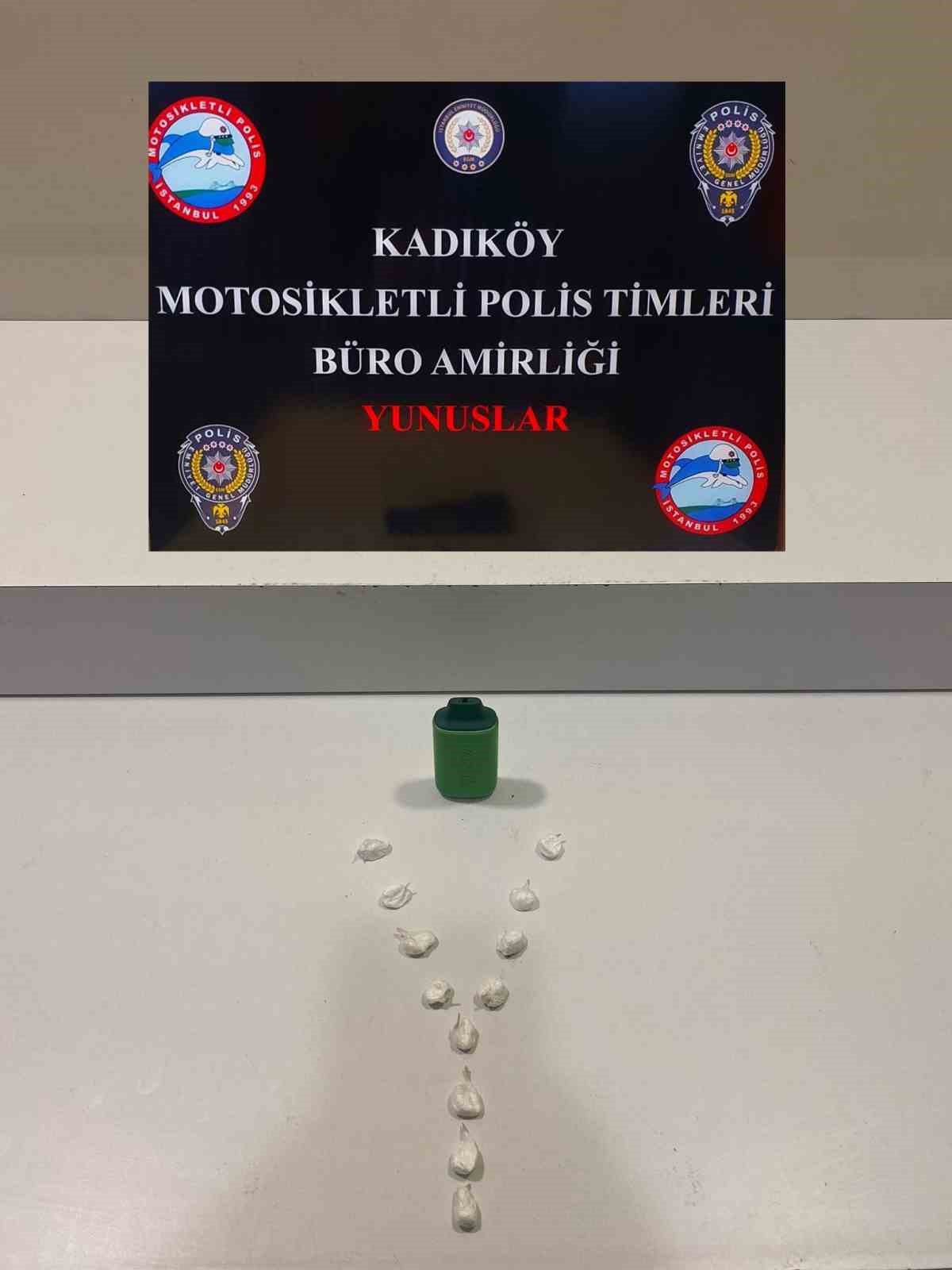 KADIKÖY’DE ELEKTRONİK SİGARANIN İÇİNE 5.94 GRAM UYUŞTURUCU MADDE SAKLAYAN ŞAHIS