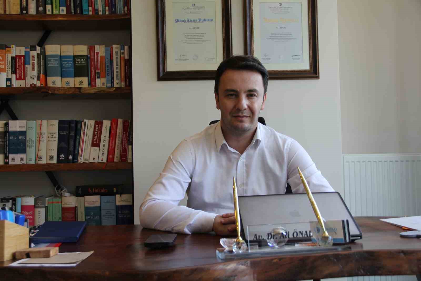 Kargo şirketlerinde bu hatalara düşmeyin SON YILLARDA TÜKETİCİLER, ÜRETİCİLER VE KARGO ŞİRKETLERİ ARASINDA YAŞANAN OLUMSUZLUKLAR