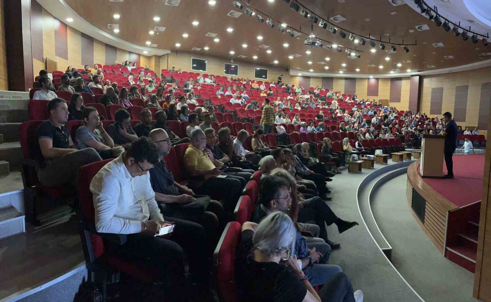 KASTAMONU ÜNİVERSİTESİ PERSONELİNE, “TEMEL İŞ SAĞLIĞI VE GÜVENLİĞİ EĞİTİMİ” VERİLDİ.