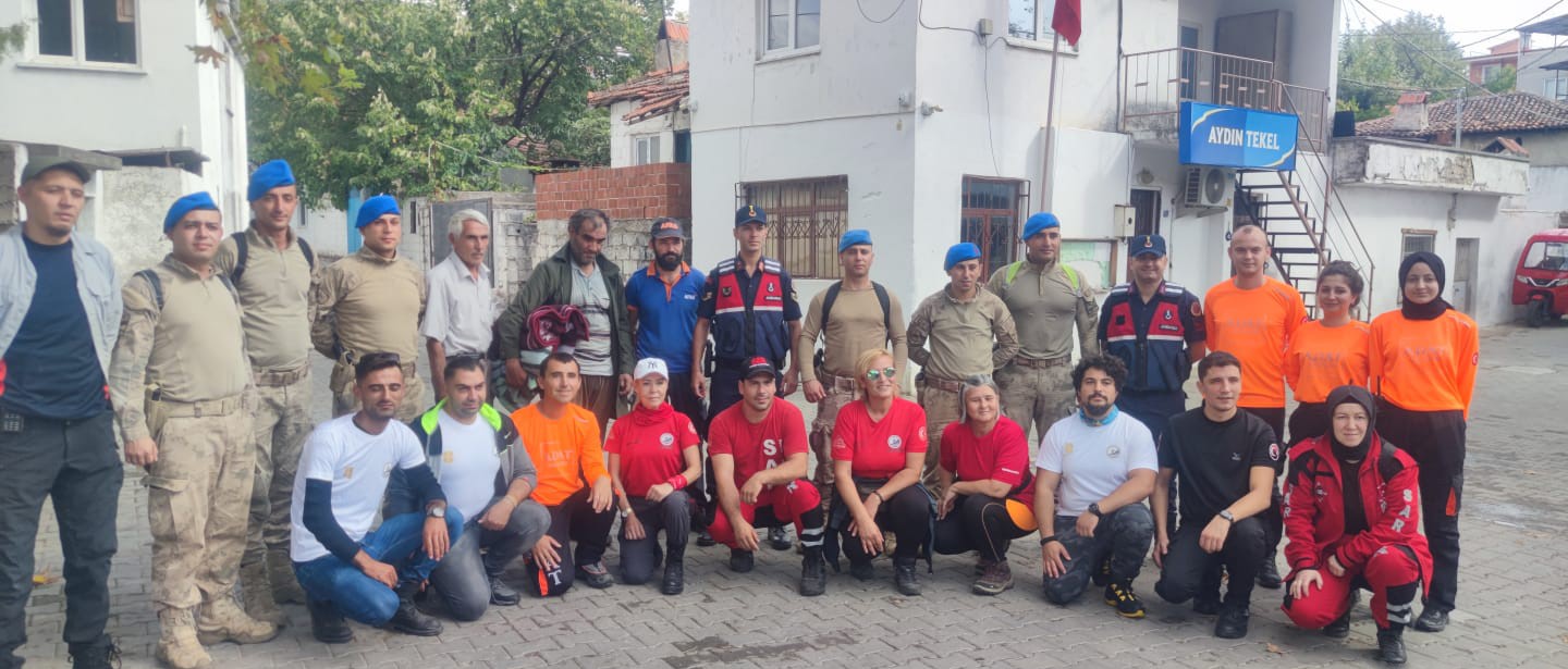Kazdağları’nda 4 gün sonra sağ olarak bulundu KAYIP ŞAHIS EKİPLER TARAFINDAN KAZDAĞLARI’NDA KAVGALIÇAVDAR MEVKİİNDE SAĞ OLARAK BULUNDU.