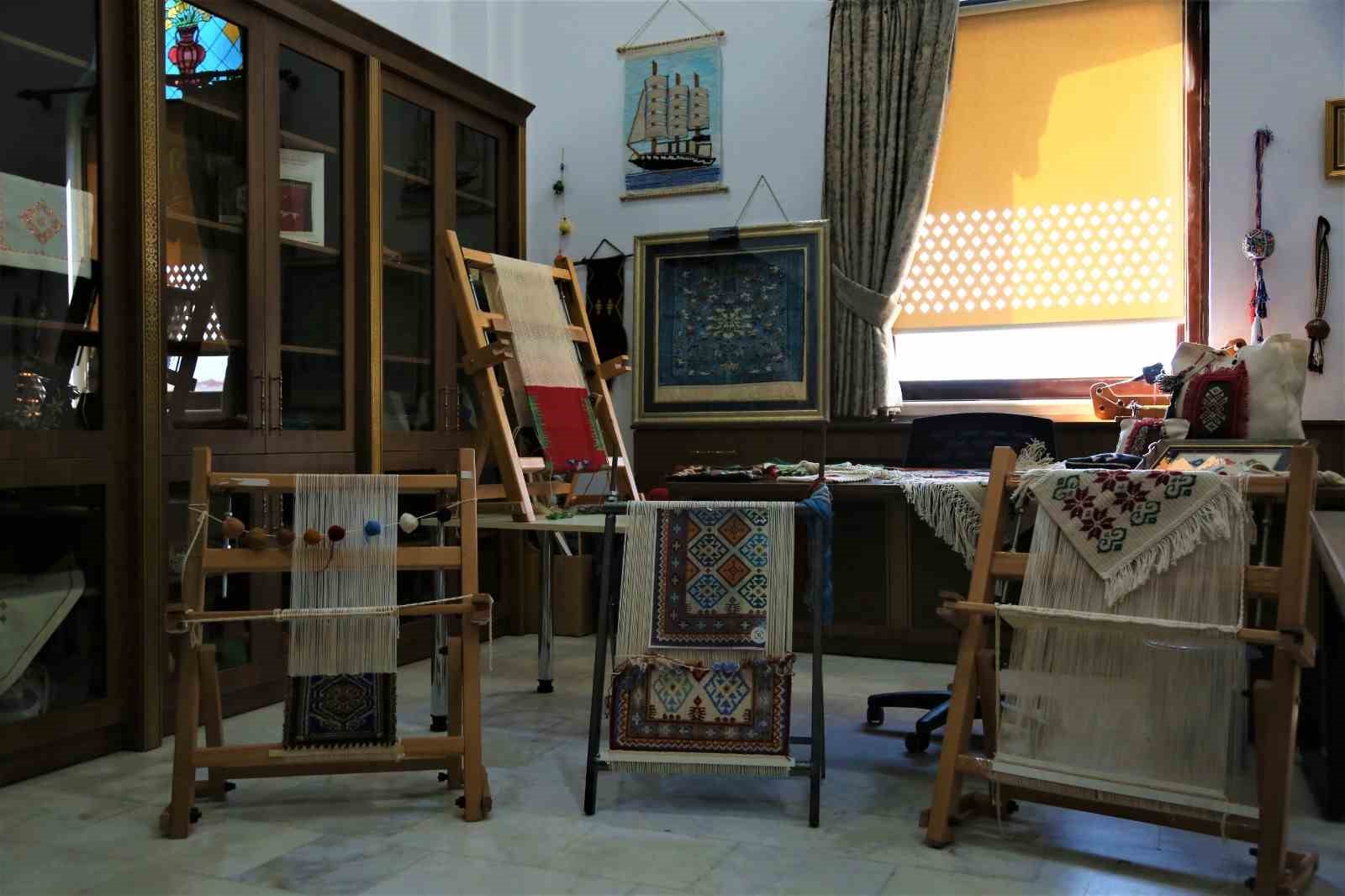 KEÇİÖREN SANAT VE MESLEK EDİNDİRME KURSLARI’NDA (KEÇMEK) 126 BİN DÜĞÜM
