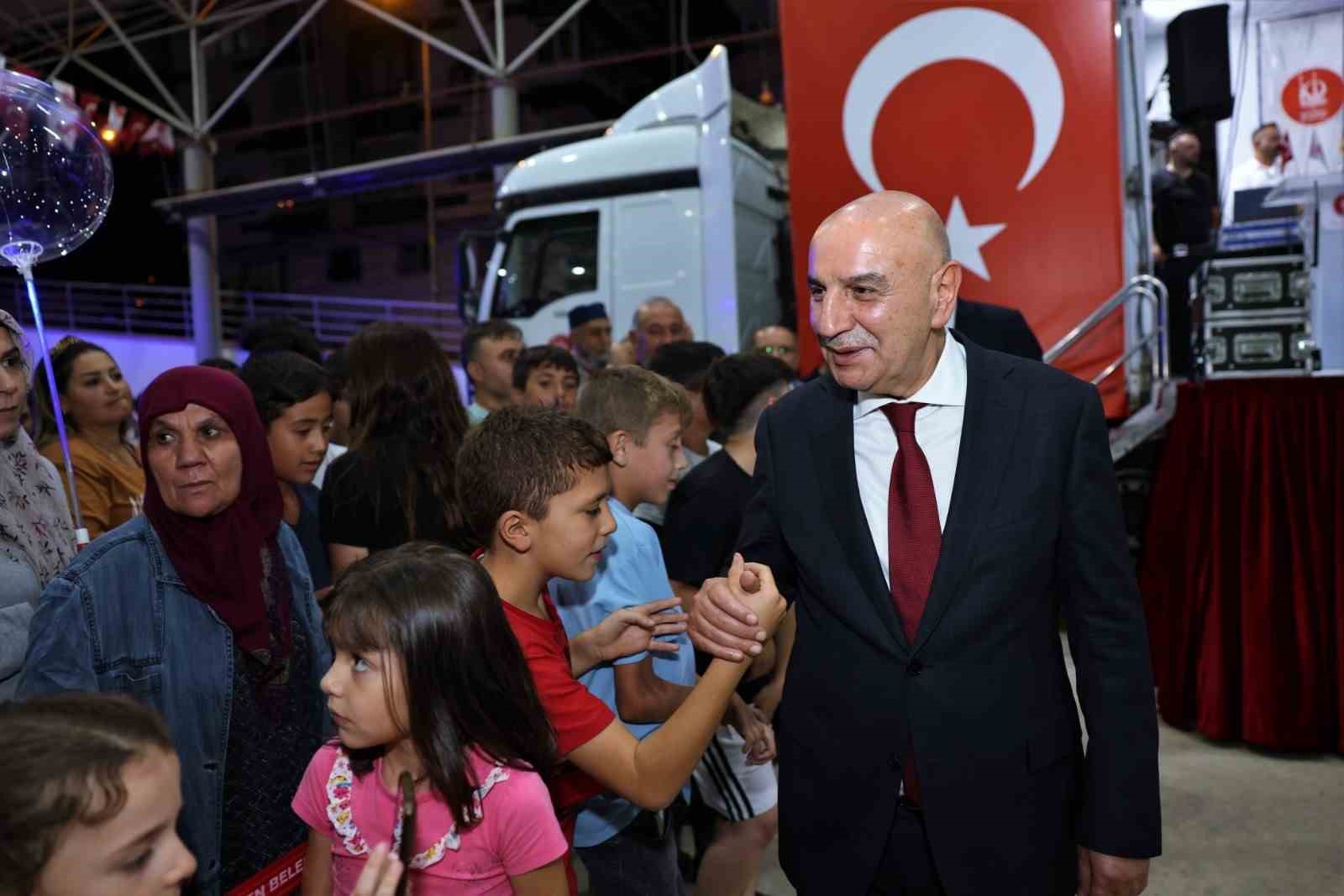 KEÇİÖREN BELEDİYESİ TARAFINDAN DÜZENLENEN MAHALLE KONSERLERİNDE BU HAFTA TRT SANATÇILARI