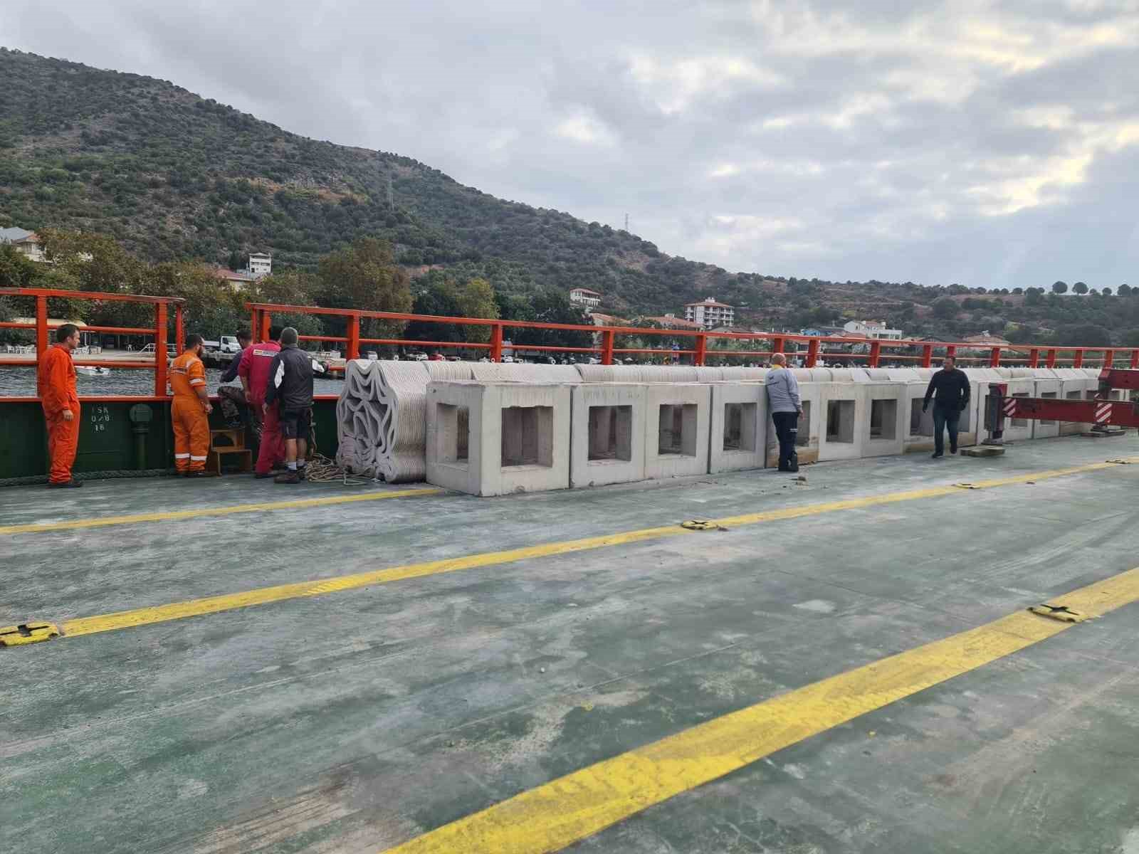 MARMARA DENİZİ'NDE BİYOLOJİK ÇEŞİTLİLİĞİ ARTTIRMA ADINA YAPILAN ÇALIŞMALARDAN BİRİSİ OLAN