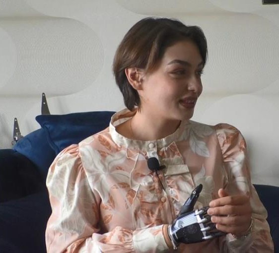 Milyonları ağlatan Rabia Birsen hayallerini İHA’ya anlattı TV PROGRAMINDA BÜYÜK ÖDÜL ALDI, KRİMİNAL LABORATUVARDA ÇALIŞMAK İSTİYOR